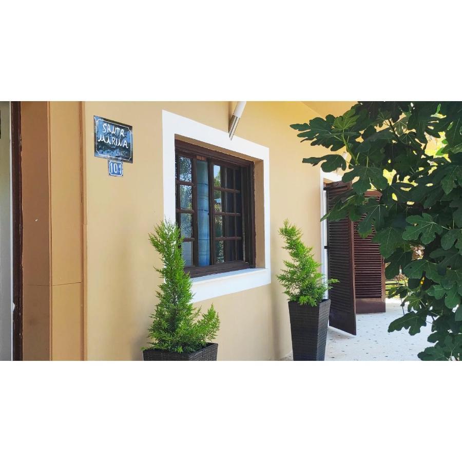 Santa Marina Rooms Agia Marina  외부 사진