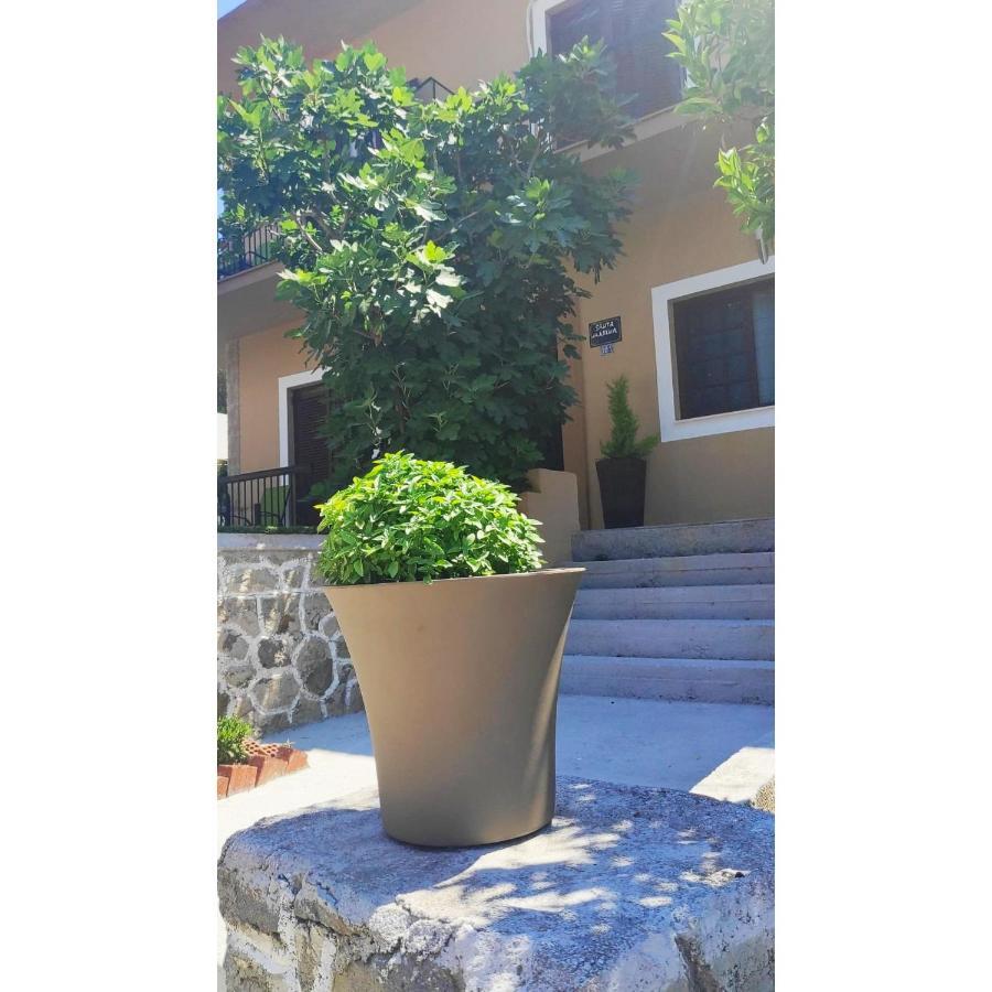 Santa Marina Rooms Agia Marina  외부 사진