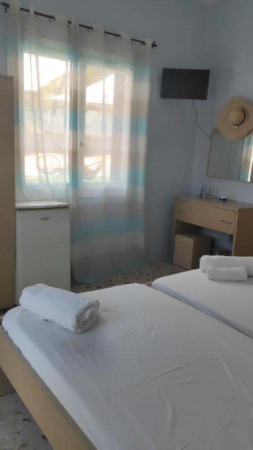Santa Marina Rooms Agia Marina  외부 사진