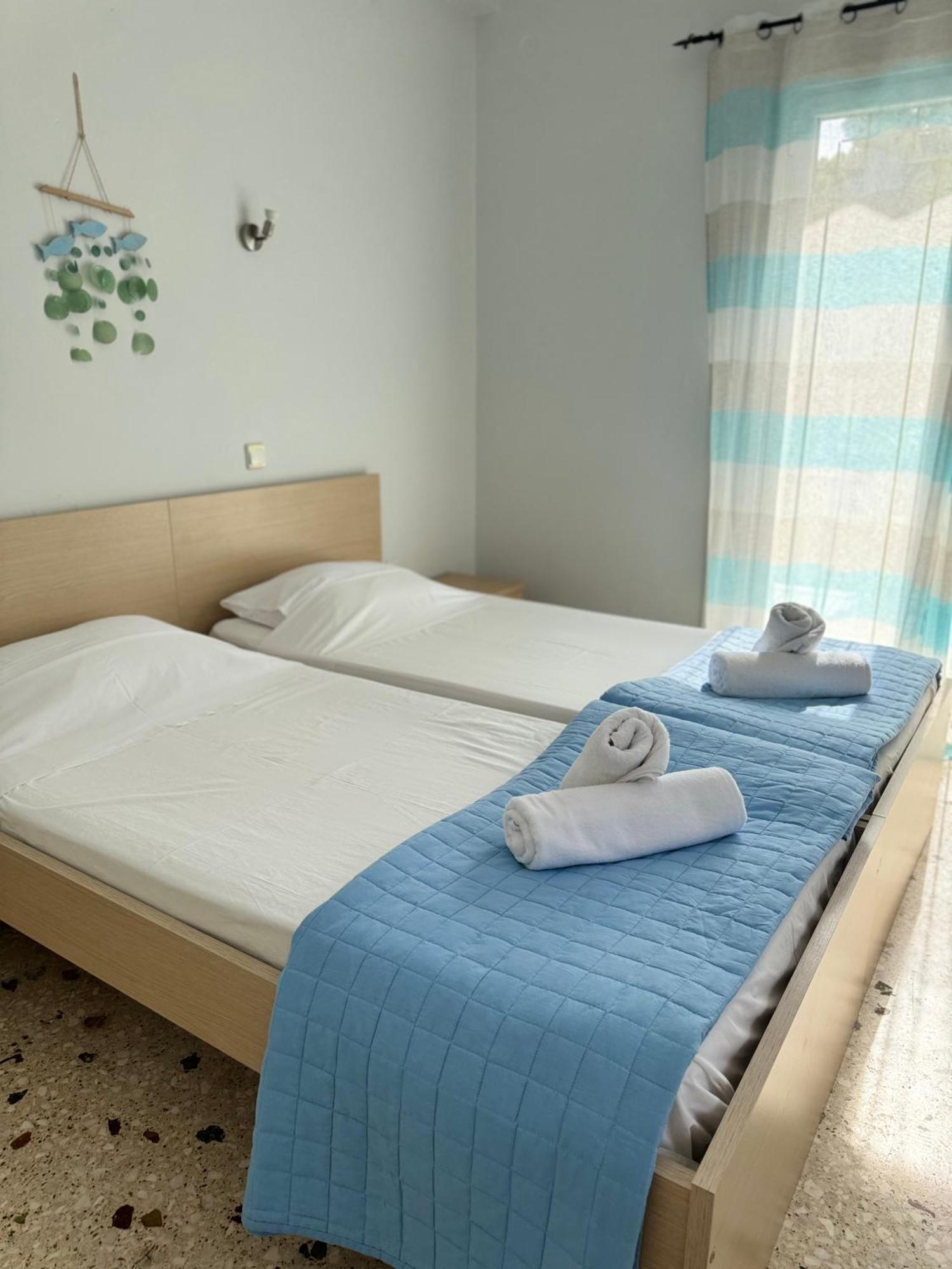 Santa Marina Rooms Agia Marina  외부 사진
