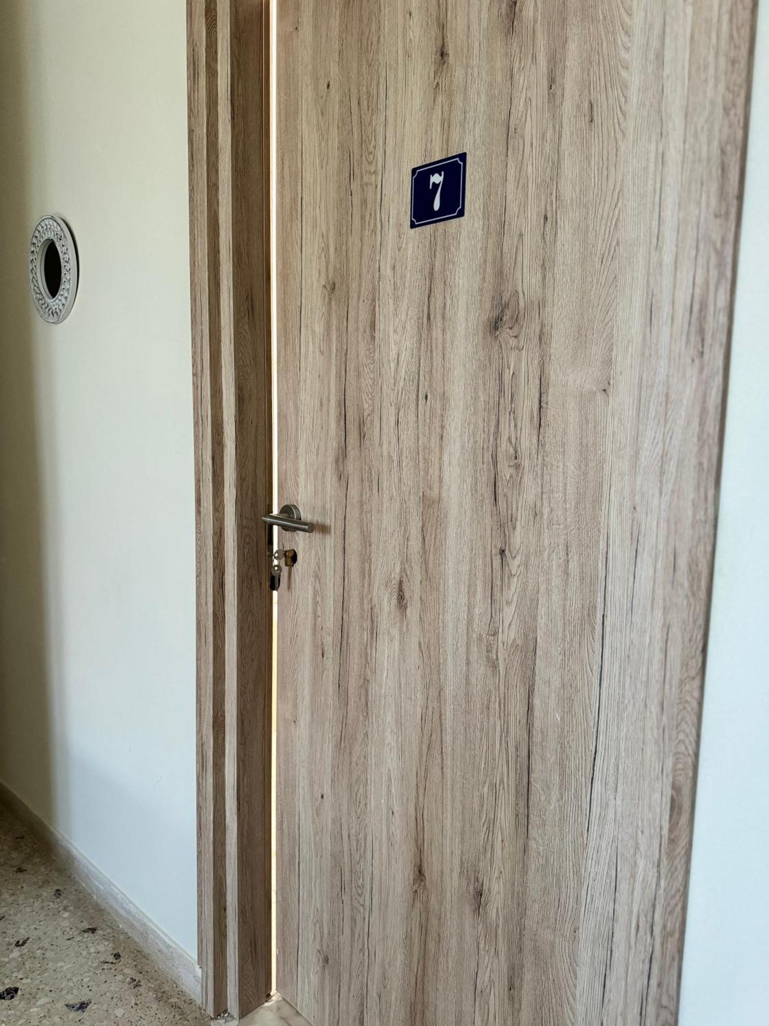 Santa Marina Rooms Agia Marina  외부 사진